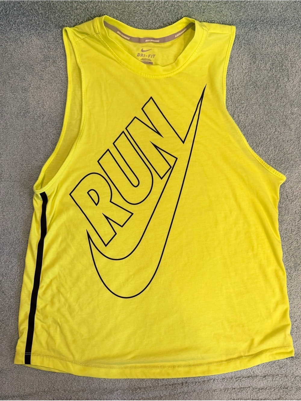 Nike Dri-FIT Tank Top Mens S Yellow Black Sleeveless Running Jersey Graphic
